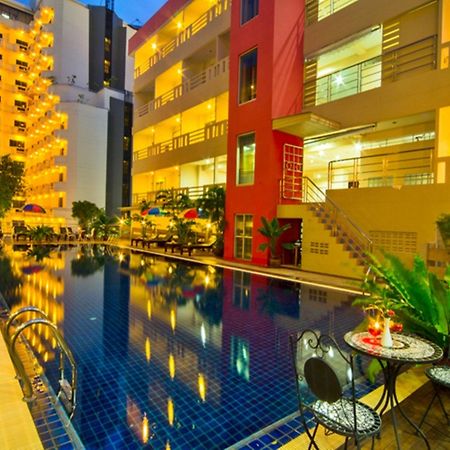 Eastiny Place Hotel Pattaya Luaran gambar