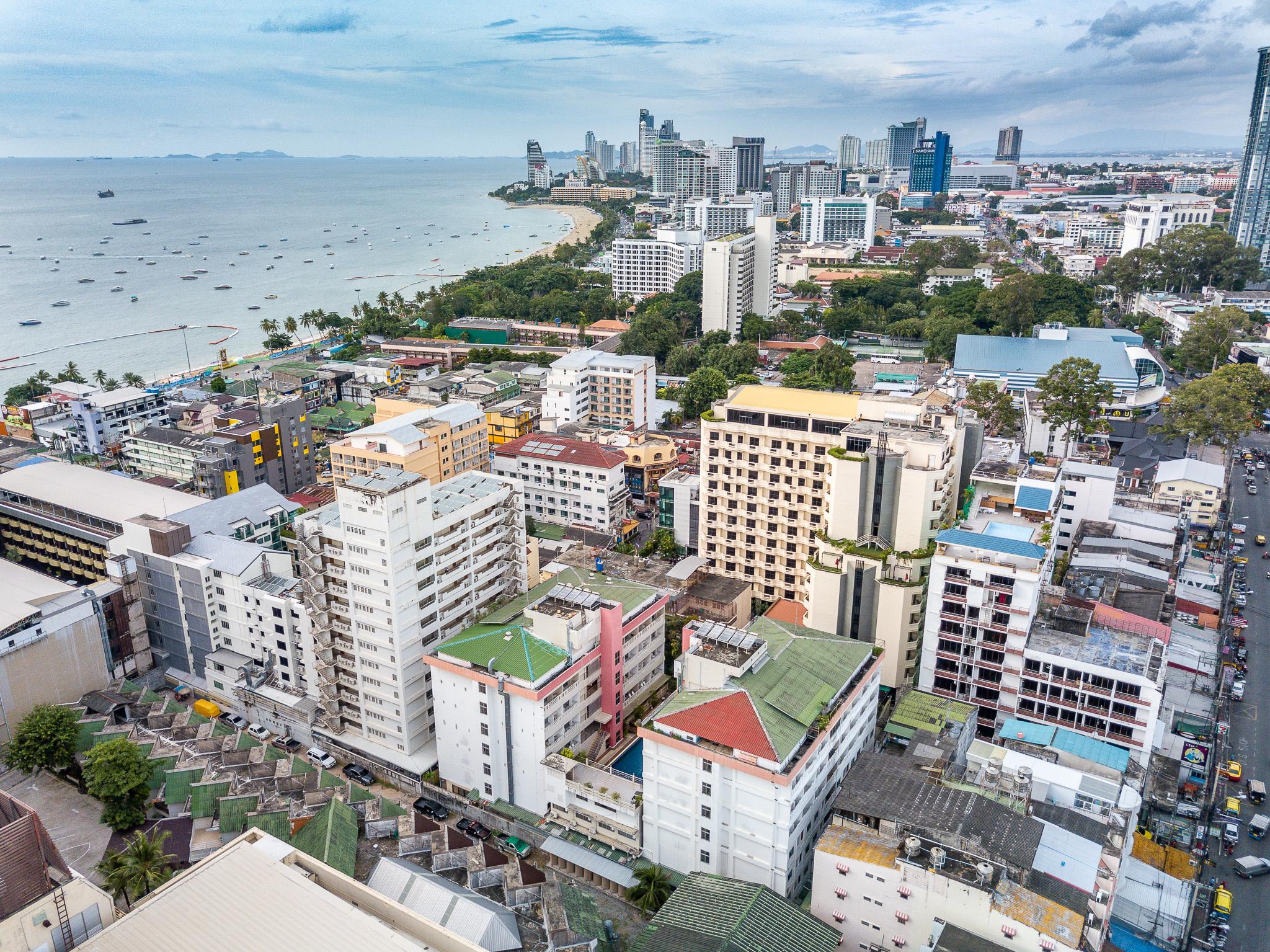 Eastiny Place Hotel Pattaya Luaran gambar