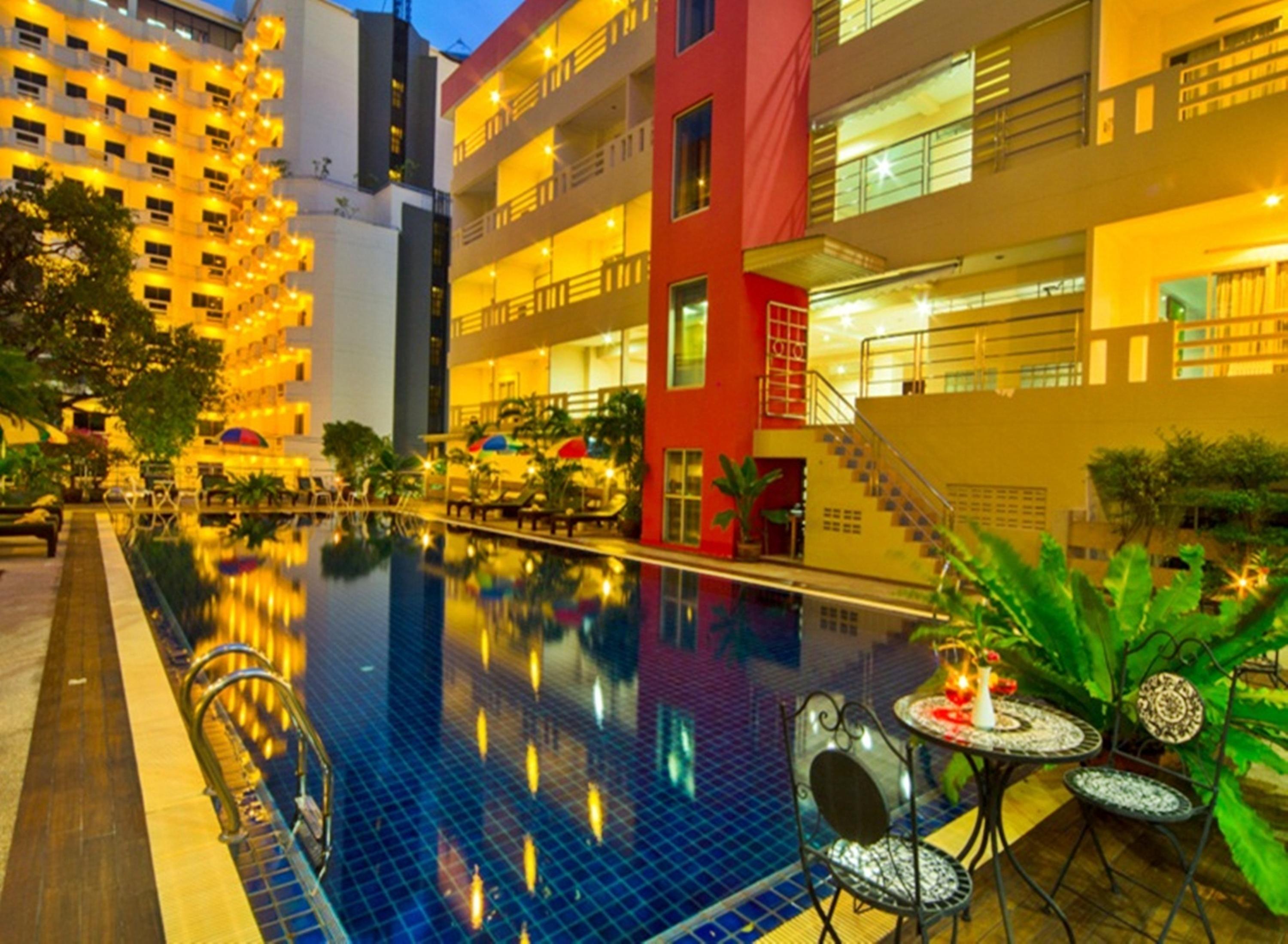 Eastiny Place Hotel Pattaya Luaran gambar