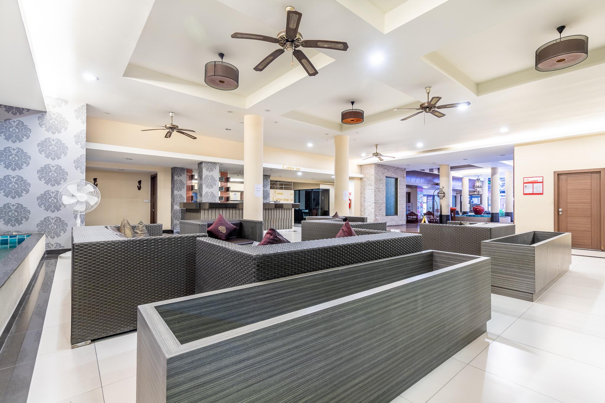Eastiny Place Hotel Pattaya Luaran gambar