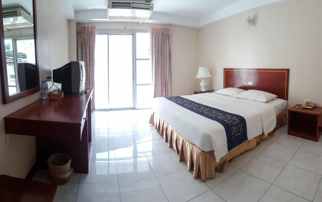 Eastiny Place Hotel Pattaya Luaran gambar