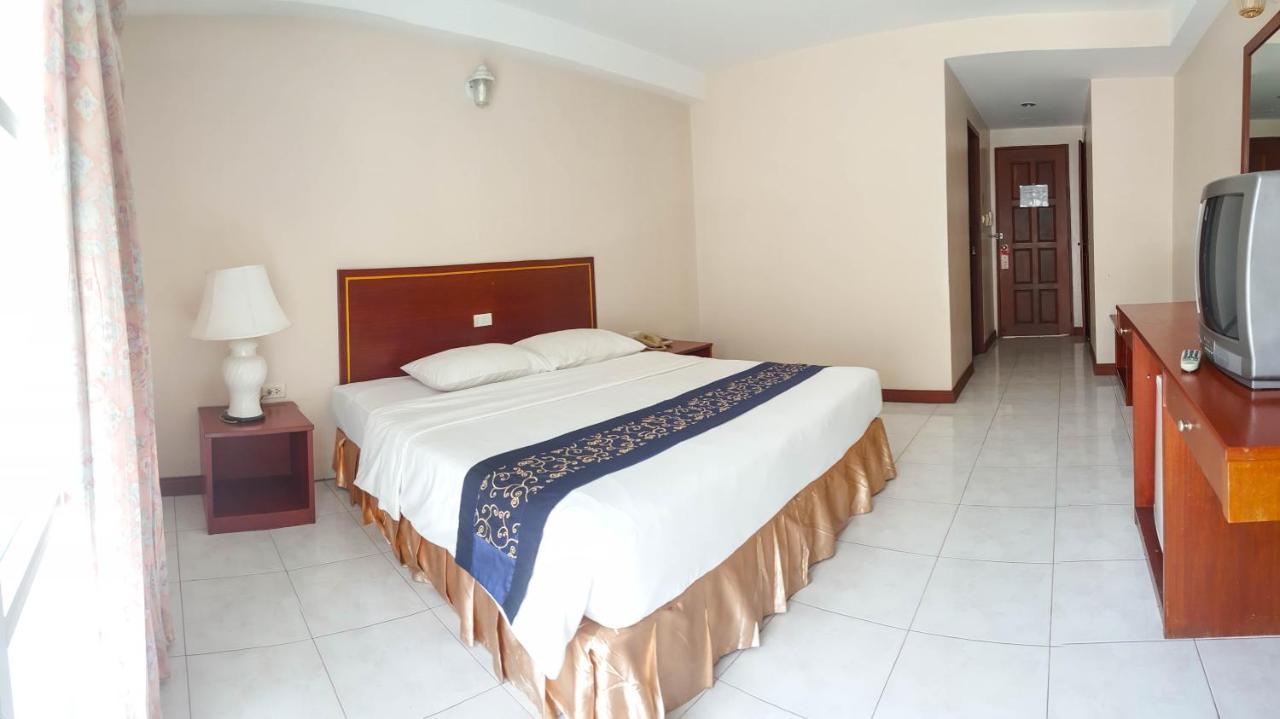 Eastiny Place Hotel Pattaya Luaran gambar